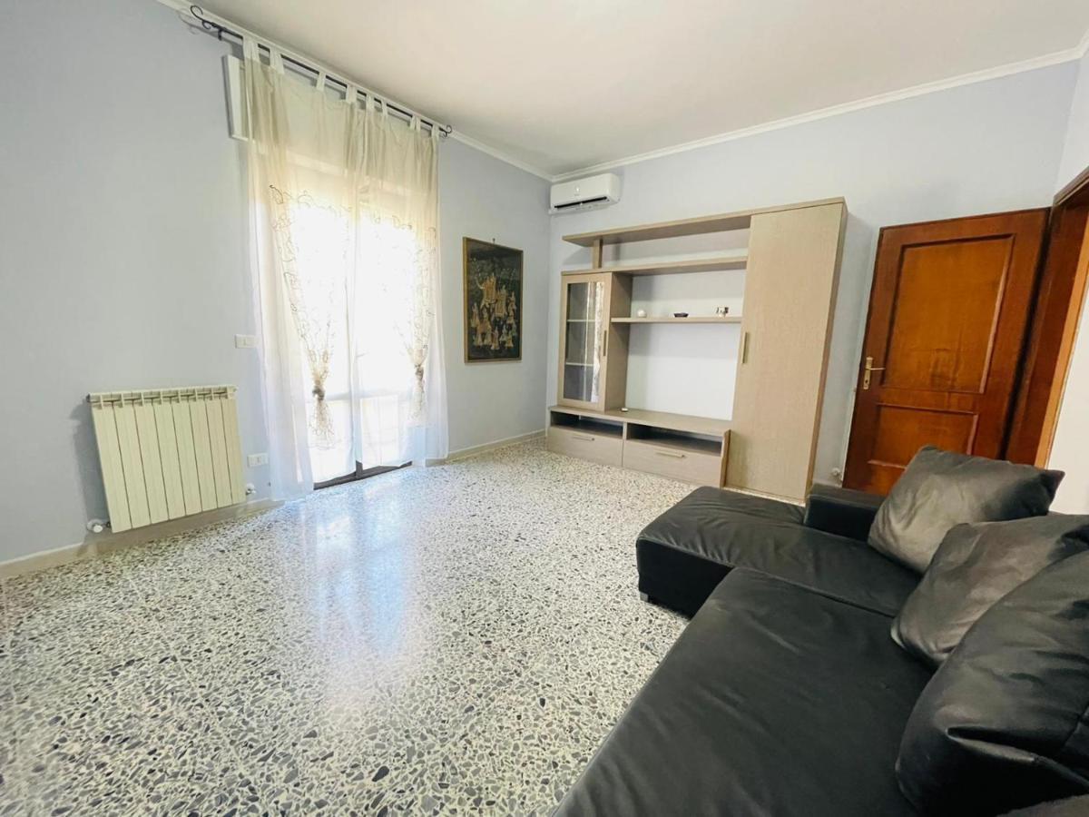 Darsena Fiumicino Apartment Luaran gambar